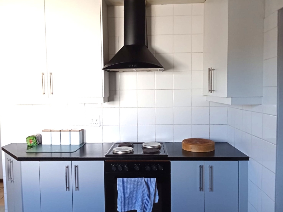 4 Bedroom Property for Sale in Bothasig Western Cape